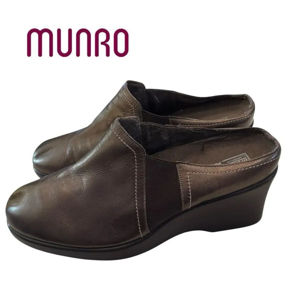 MUNRO AMERICAN Bronze Women’s Metallic Kidskin Leather Wedge Mules 8.5 8.5W Wide